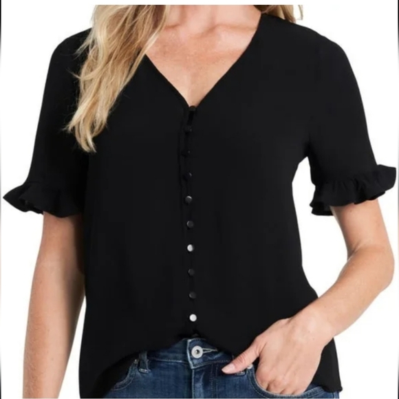 CeCe Tops - CeCe Black Button-Front Ruffle Sleeve Blouse